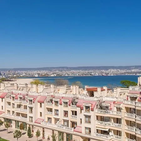 Апартаменты Oceanview Oasis
